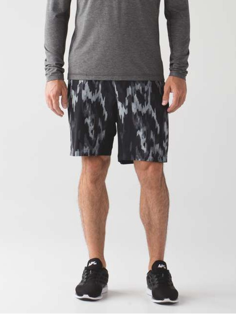 Lululemon T.H.E. Short *Luxtreme Liner 
Black/Gray